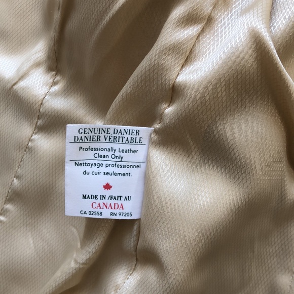 **Rare** Danier Leather Jacket - Size S (4-6) - Picture 9 of 11